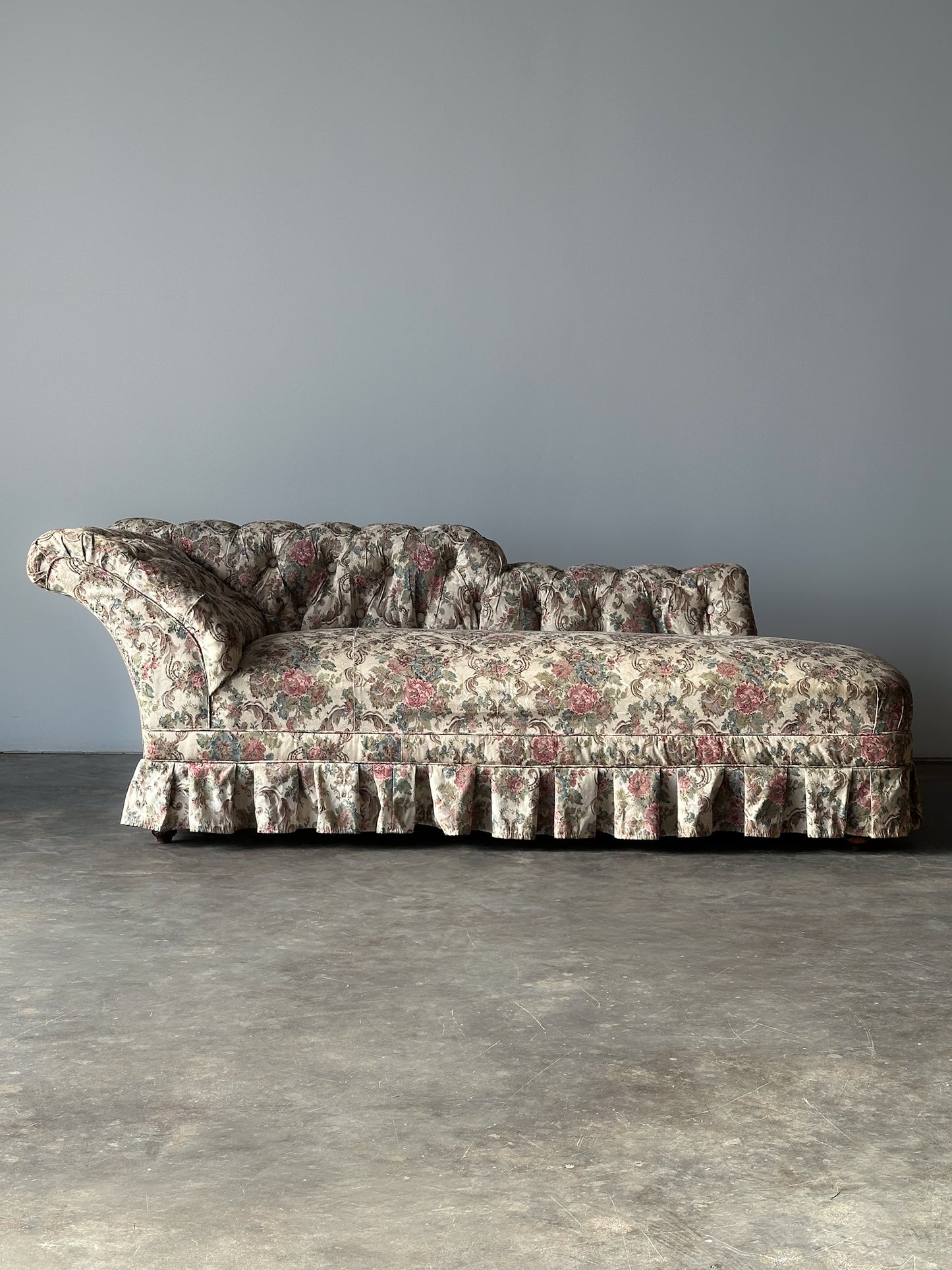 Napoleon III Tufted Chaise Longue, France, 19th Century