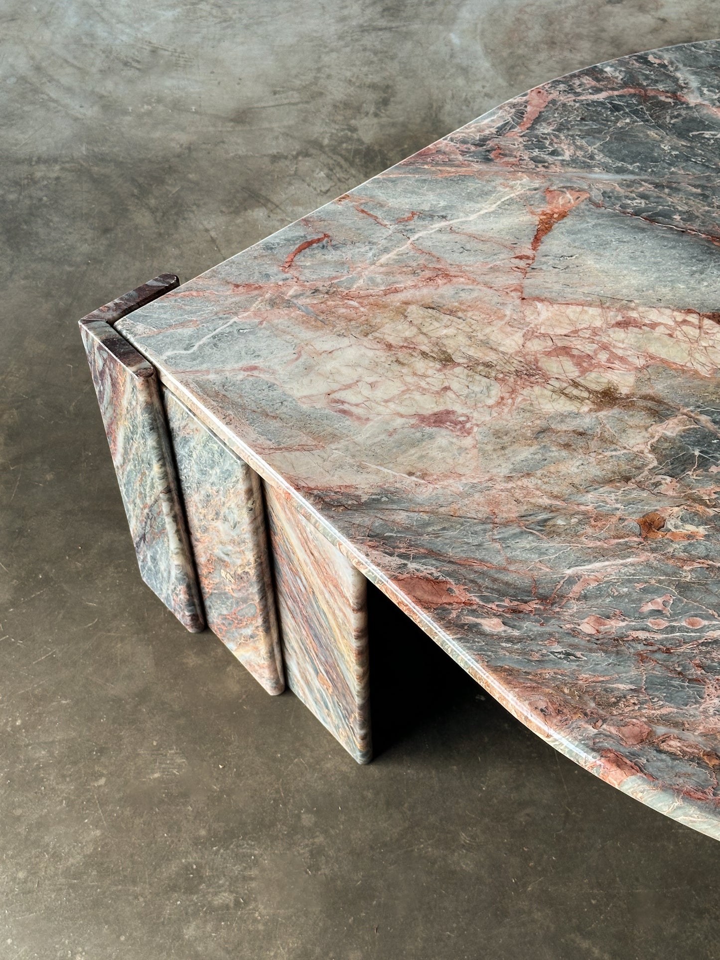 Fior Di Pesco Marble Sculptural Coffee Table, Italy, 1980s