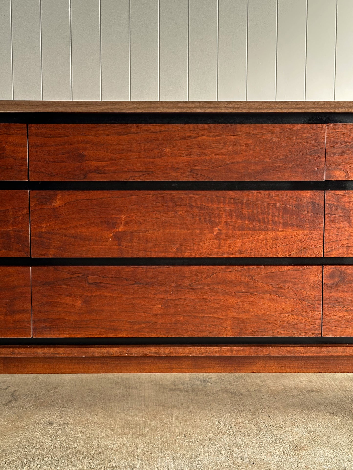 Mid-Century Walnut Nine-Drawer Dresser by Stanley, C. 1960s