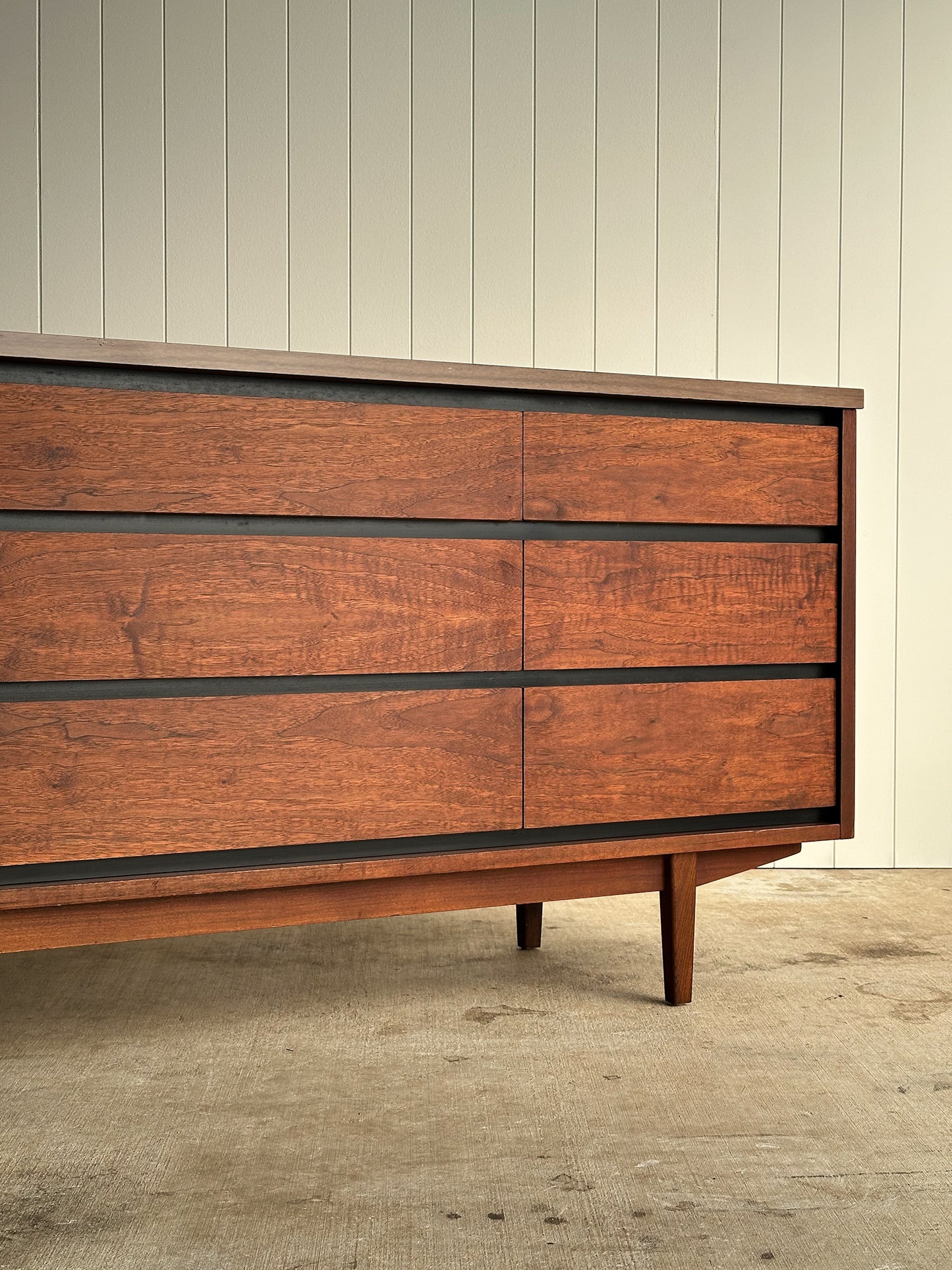 Mid-Century Walnut Nine-Drawer Dresser by Stanley, C. 1960s