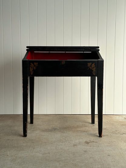 Early 19th Century Antique American Folk Art Painted Slant-Front Desk
