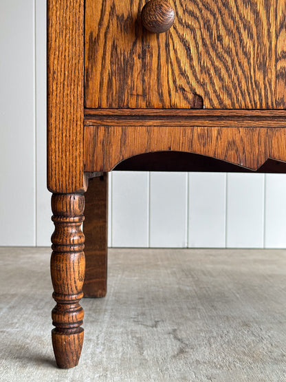 Antique Quarter Sawn Tiger Oak Chest of Drawers