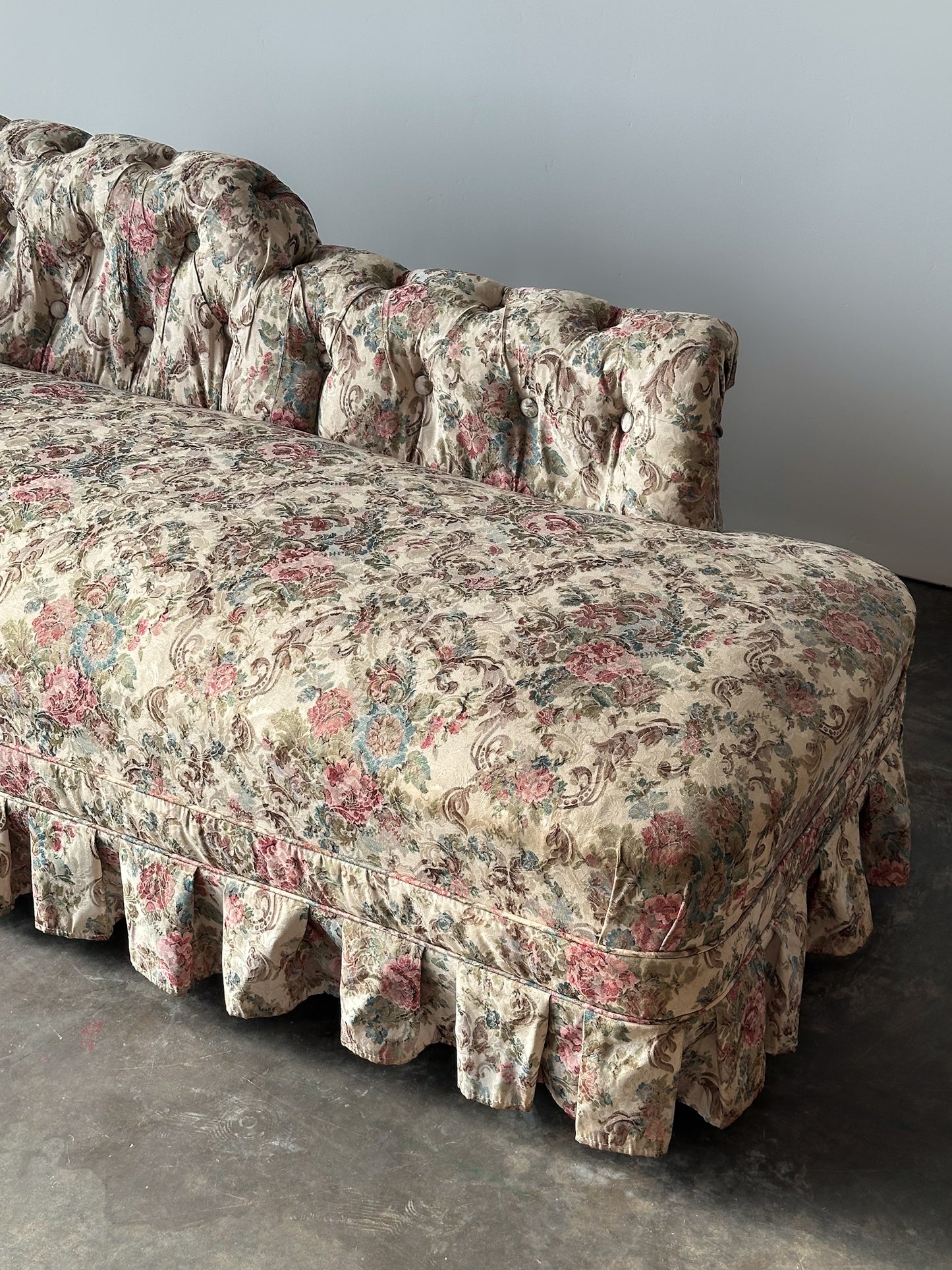 Napoleon III Tufted Chaise Longue, France, 19th Century