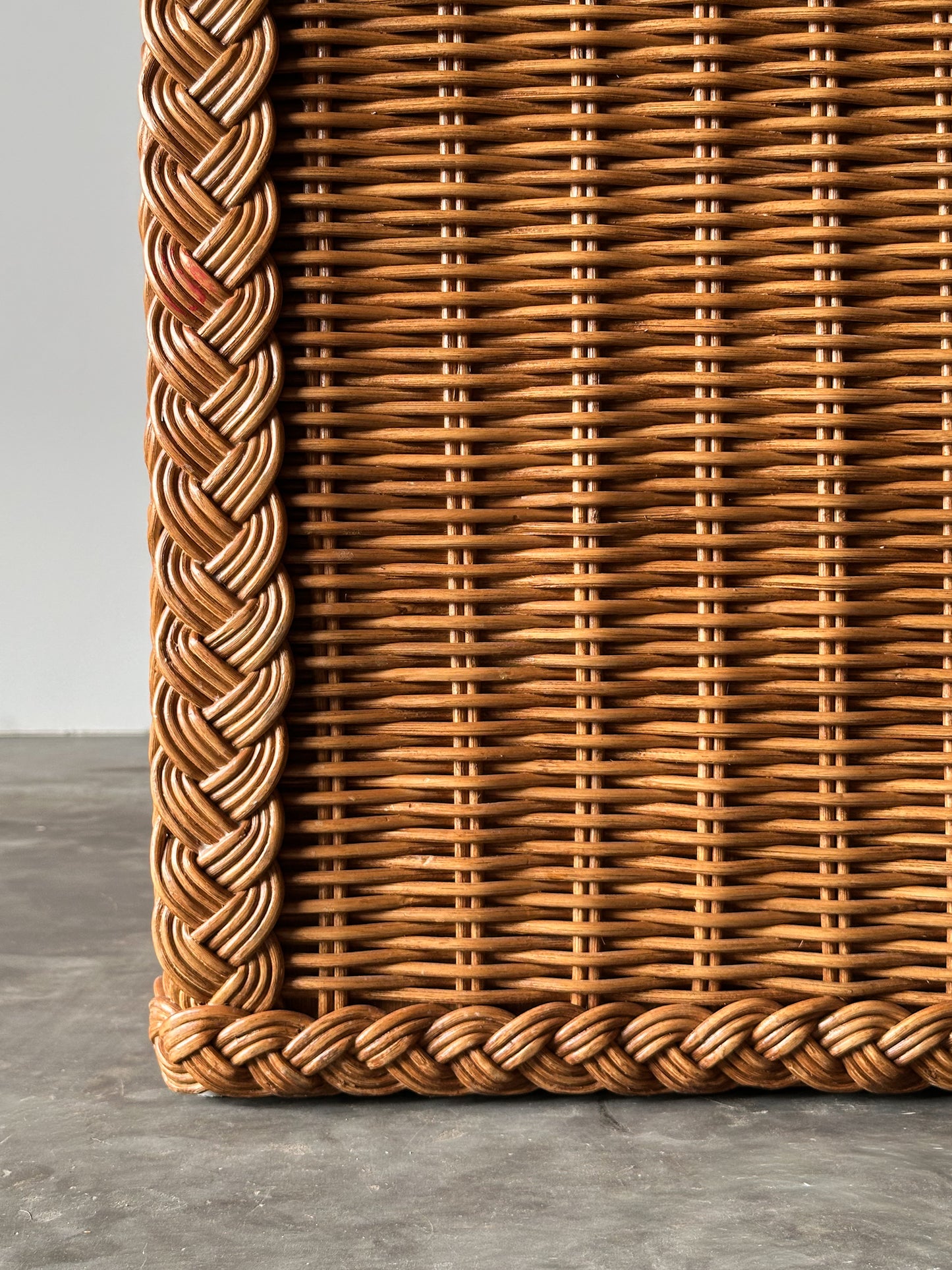 Vintage Woven Wicker Six-Drawer Dresser