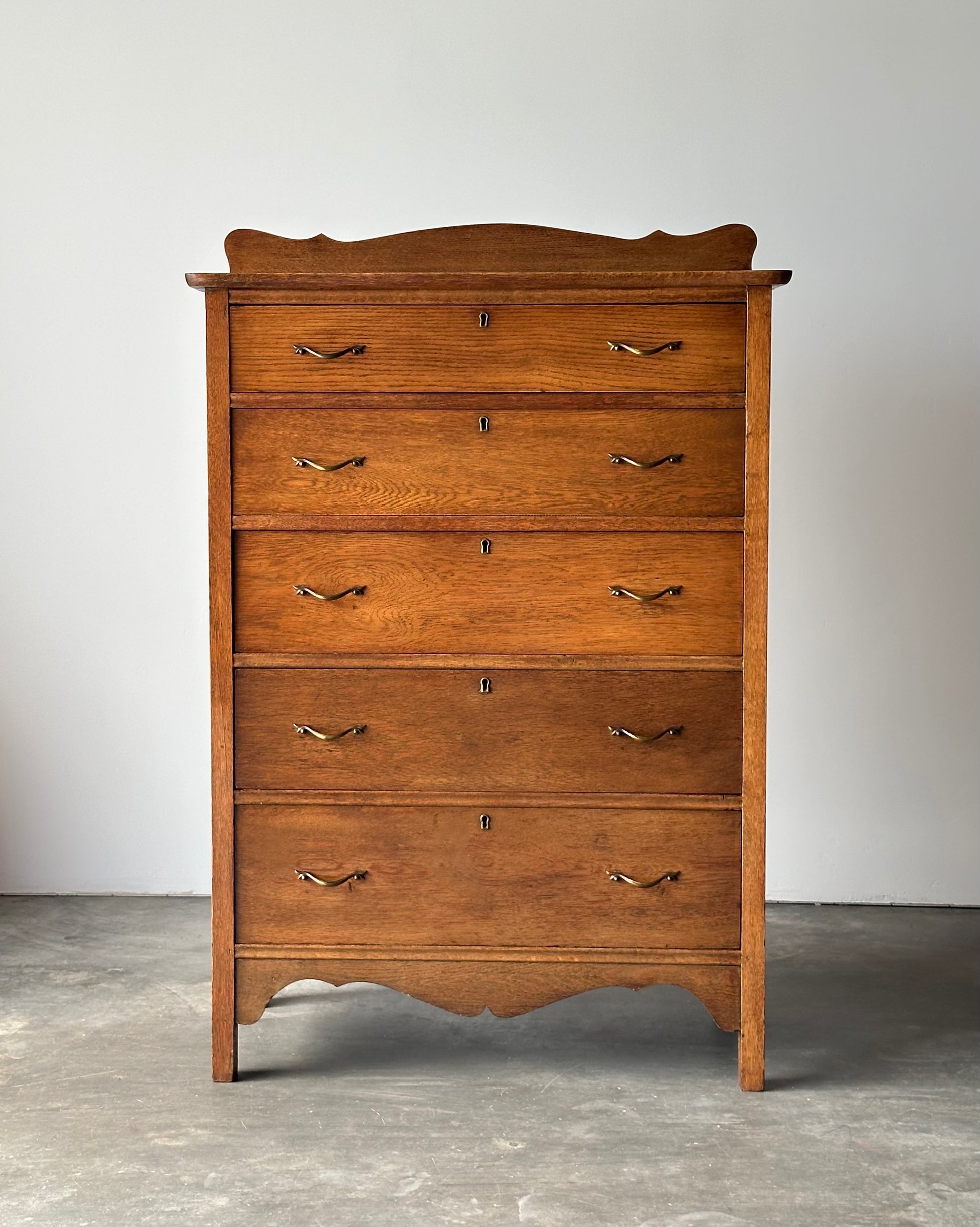Antique Scalloped Quarter Sawn Golden Oak Chest of Drawers