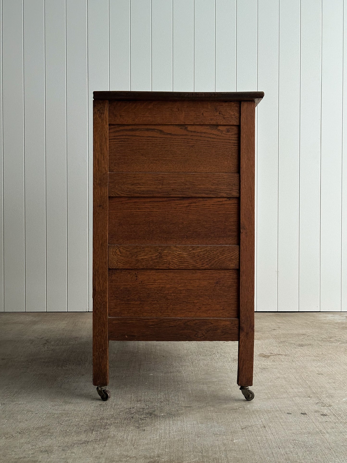 Antique Oak Three-Drawer Chest of Drawers, 19th Century