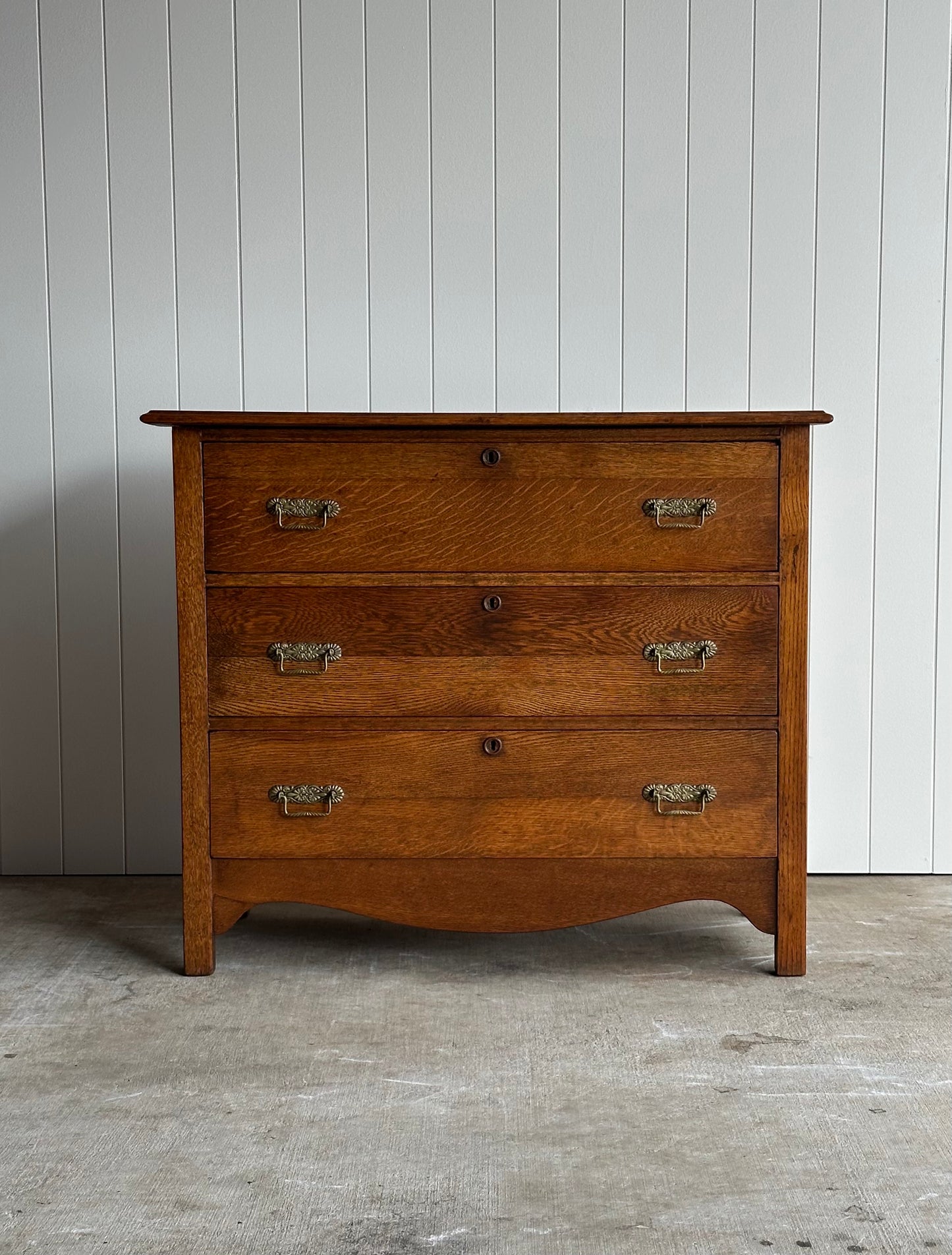 Late 19th Century Antique Oak Chest of Drawers