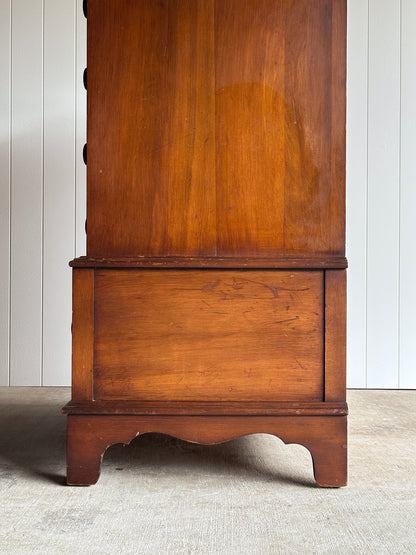 Vintage Chest of Drawers with Hidden Cedar Chest