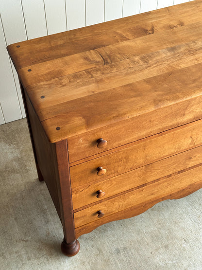 Early 20th Century Birdseye Maple Chest of Drawers