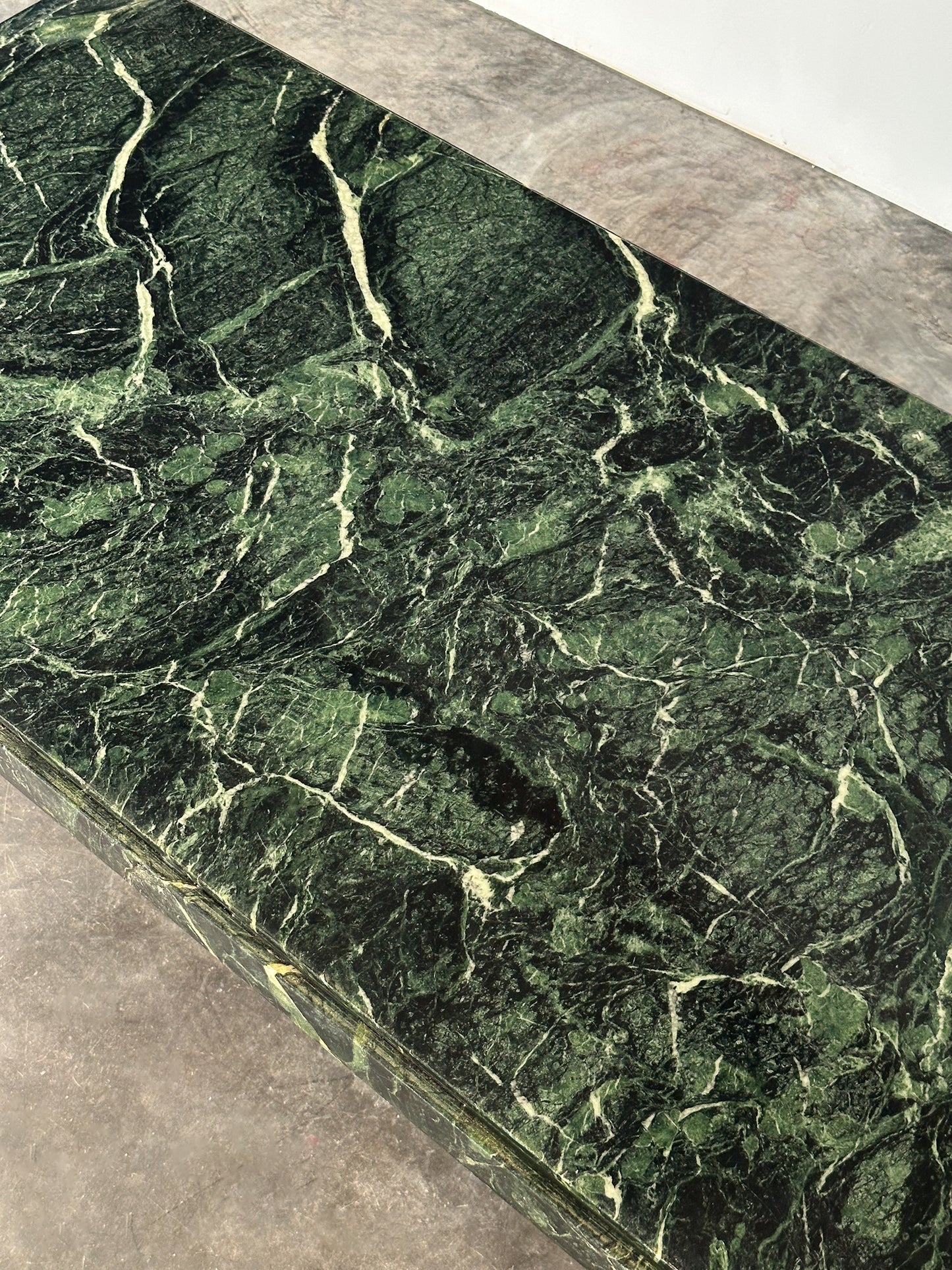 Verde Alpi Marble Pedestal Coffee Table, Italy, 1980s