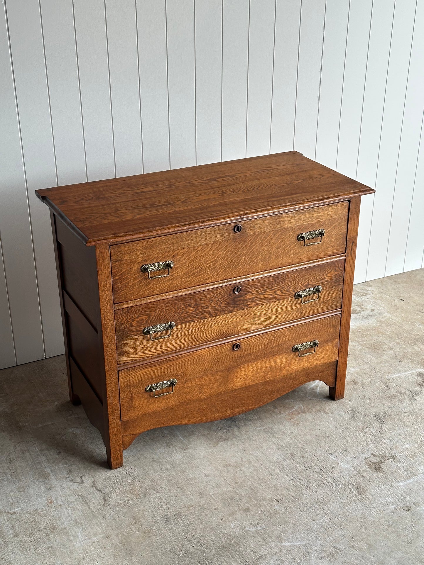 Late 19th Century Antique Oak Chest of Drawers