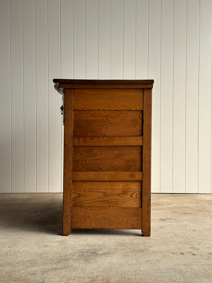 Late 19th Century Antique Serpentine Oak Chest of Drawers