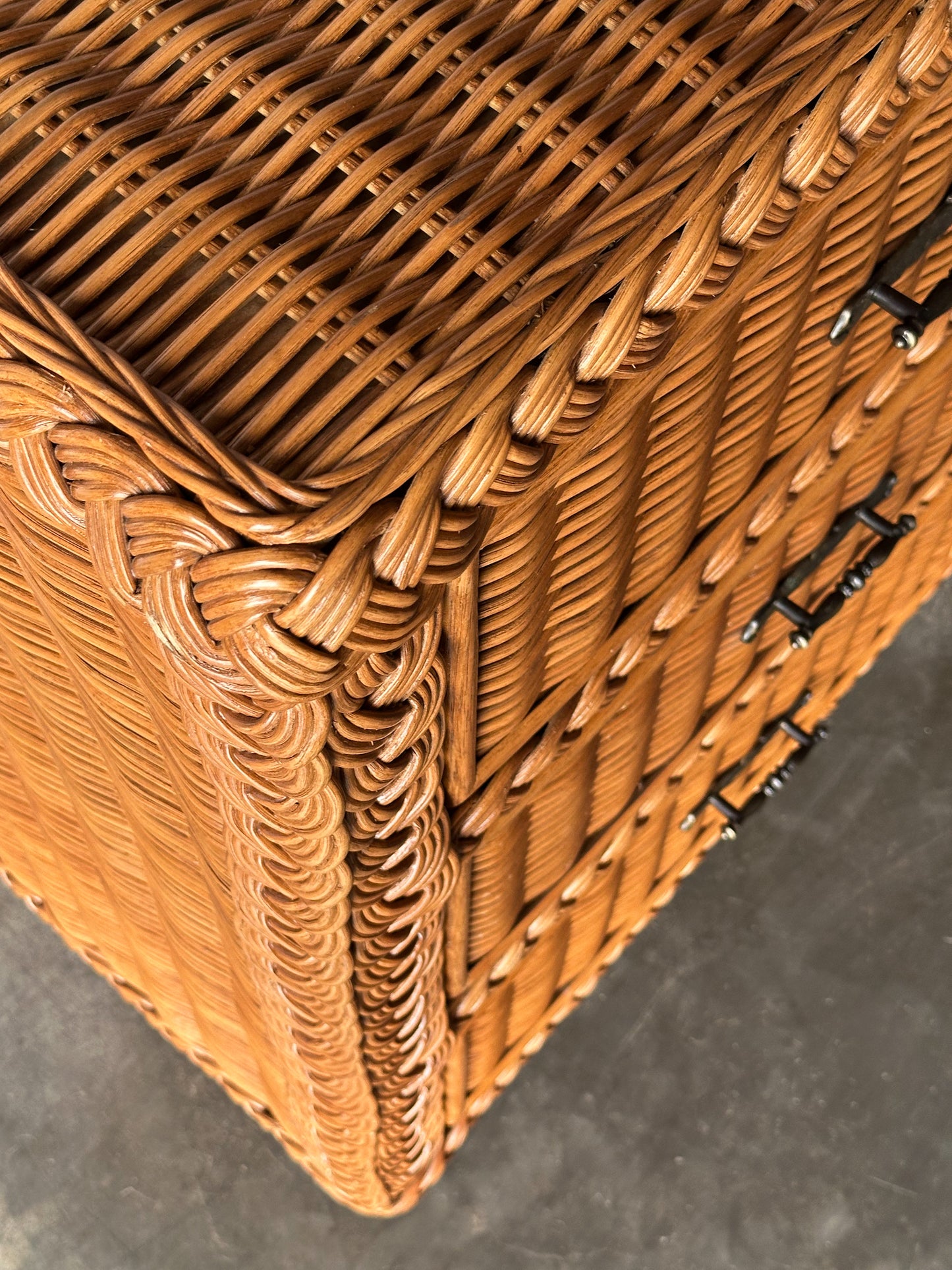 Vintage Woven Wicker Six-Drawer Dresser