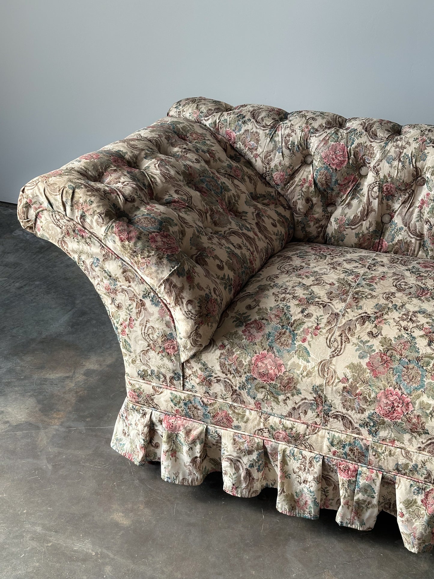 Napoleon III Tufted Chaise Longue, France, 19th Century