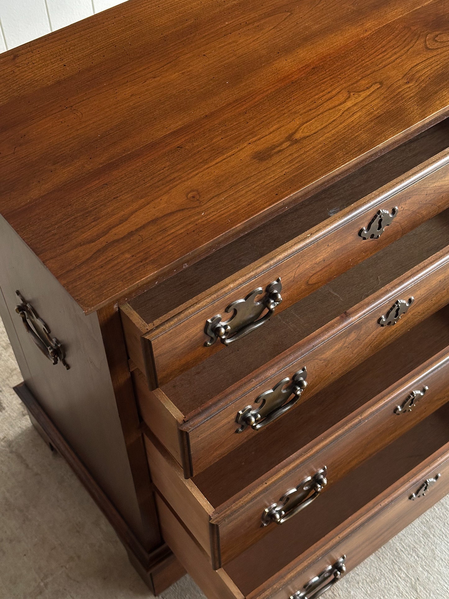 Pair of Pennsylvania House Georgian Cherry Bachelor Chests, C. Late 20th Century