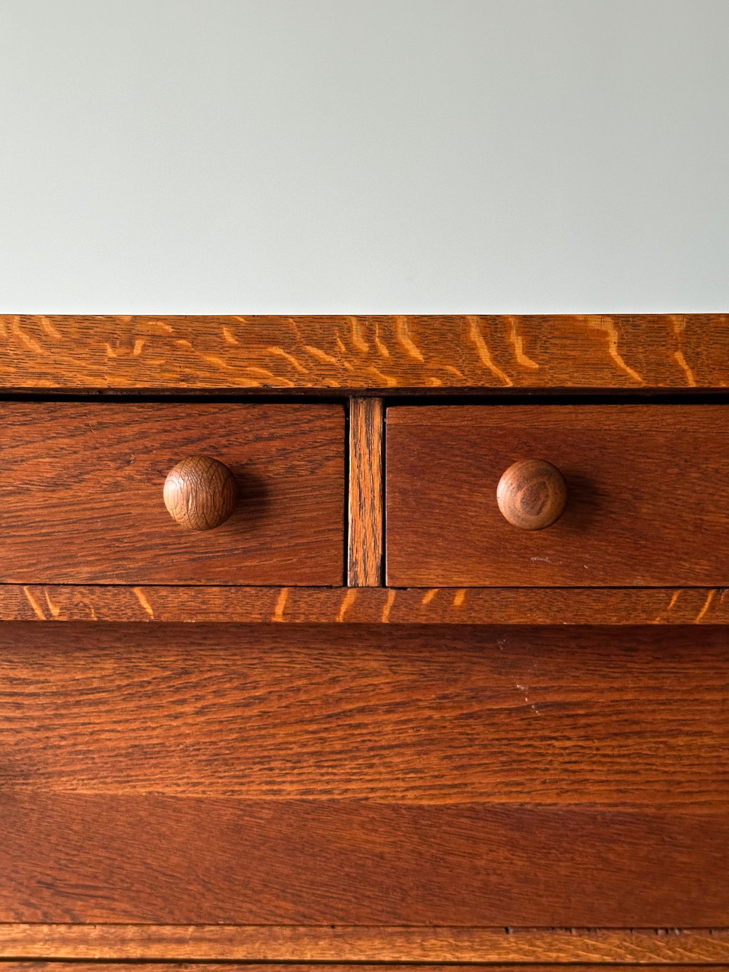 Quartersawn Oak Chest of Drawers, Turn-of-the-Century