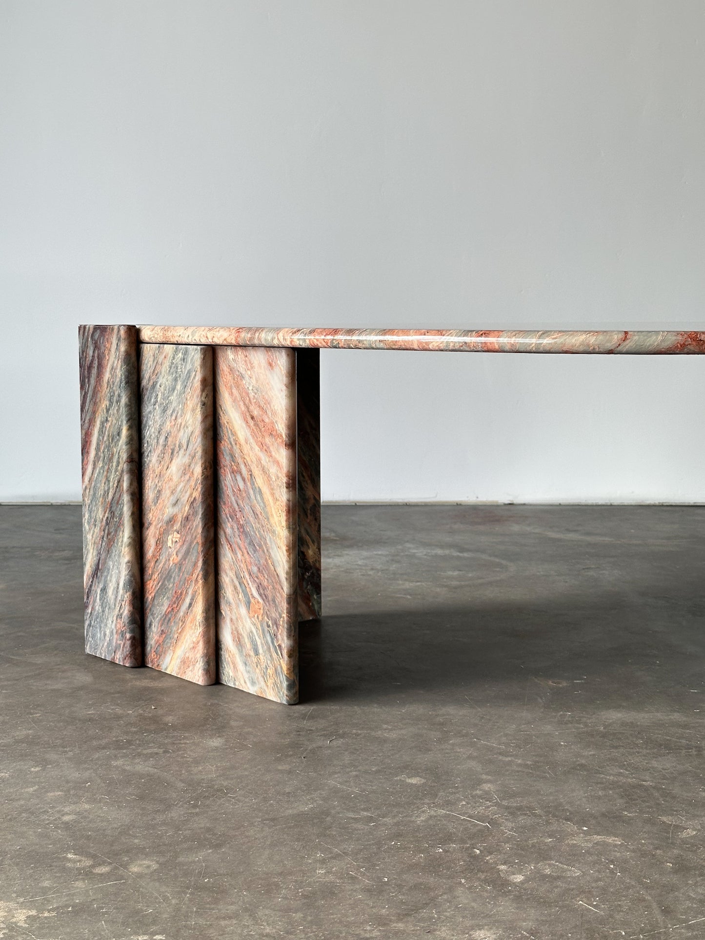 Fior Di Pesco Marble Sculptural Coffee Table, Italy, 1980s