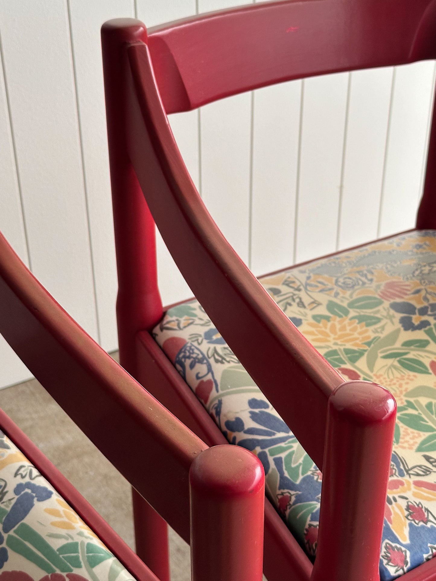 Set of Six Vintage Red Lacquered Dining Armchairs, Attributed to Vico Magistretti