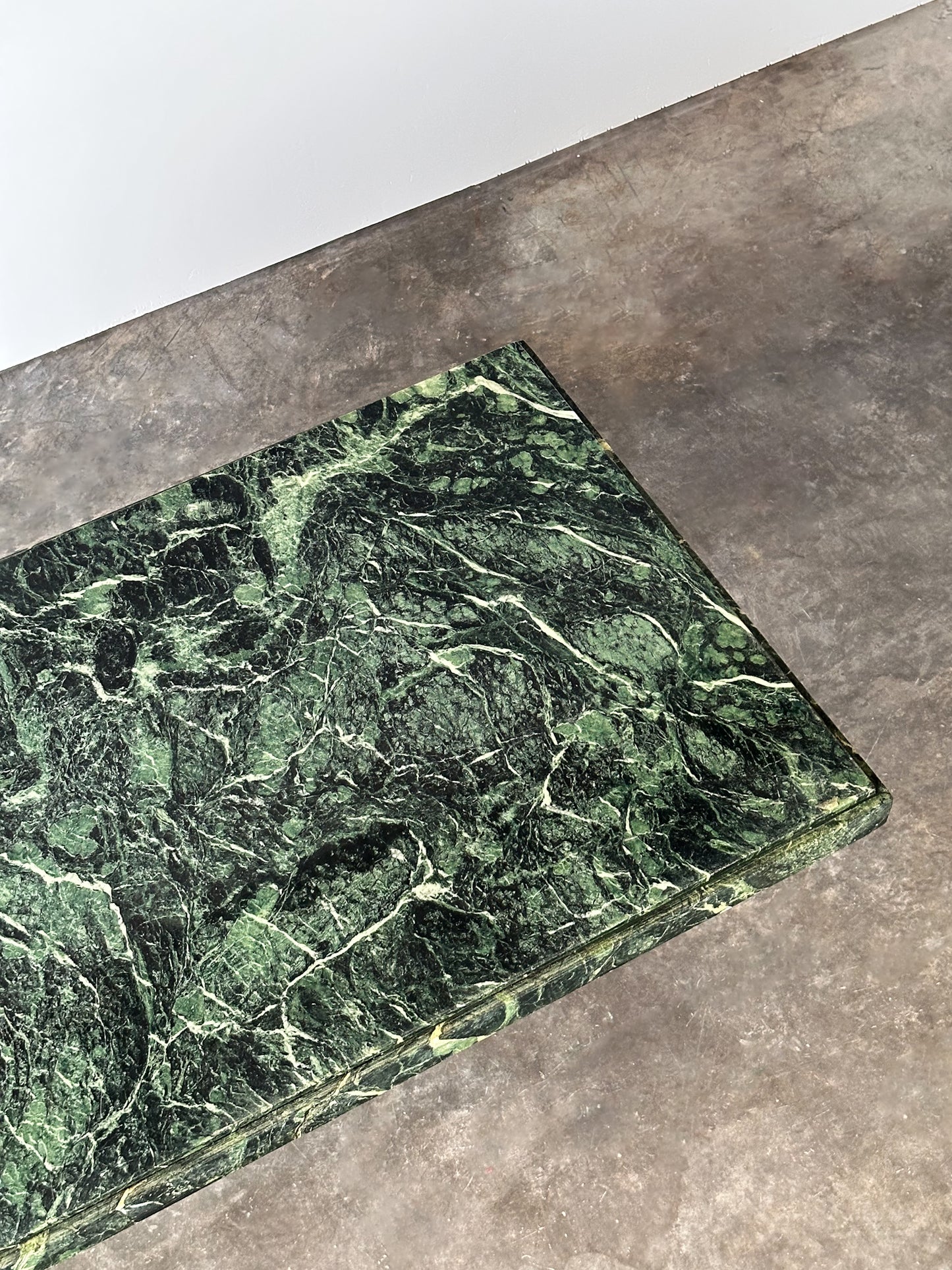 Verde Alpi Marble Pedestal Coffee Table, Italy, 1980s
