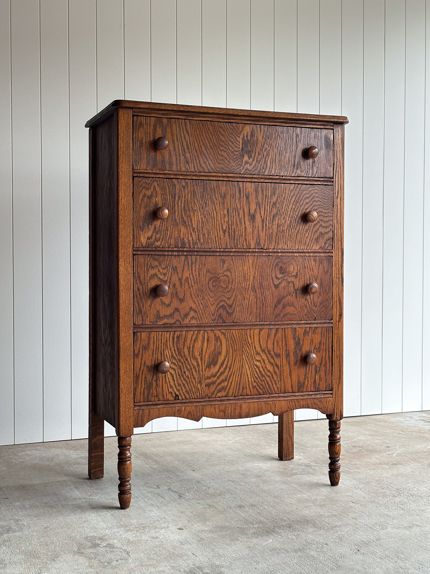 Antique Quarter Sawn Tiger Oak Chest of Drawers