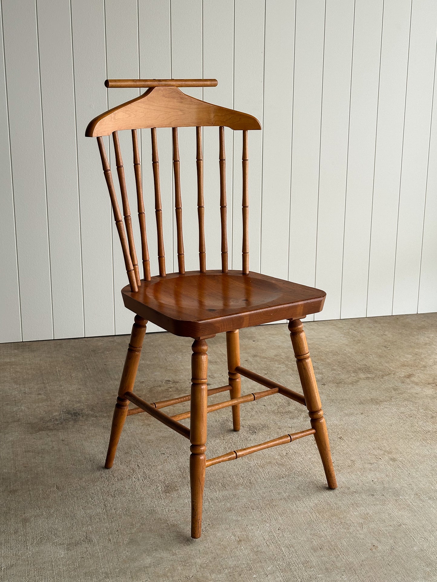 Vintage Windsor Valet Side Chair, C. 1960s