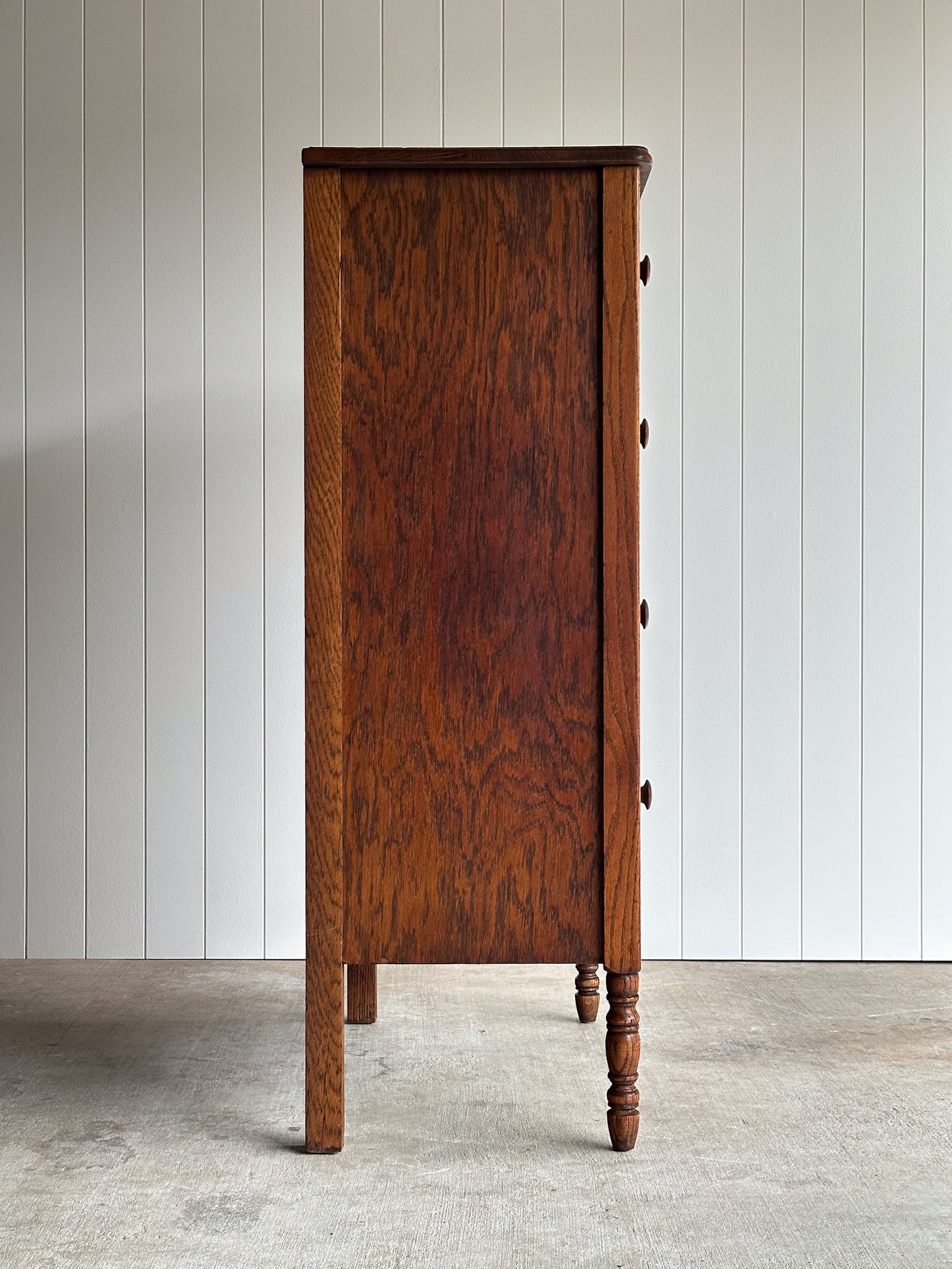 Antique Quarter Sawn Tiger Oak Chest of Drawers