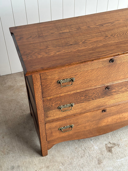 Late 19th Century Antique Oak Chest of Drawers
