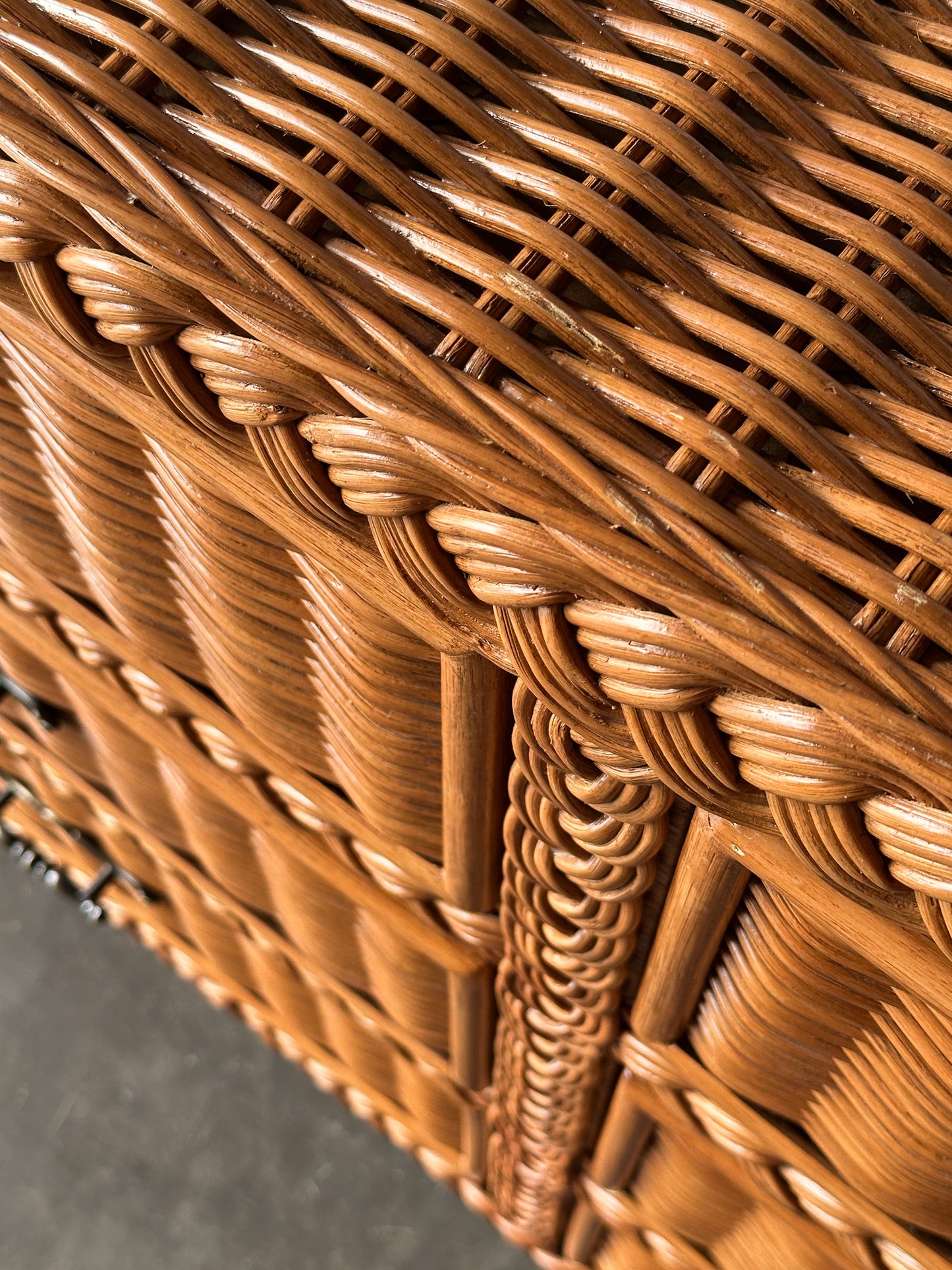 Vintage Woven Wicker Six-Drawer Dresser