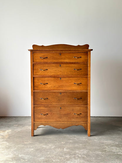Antique Scalloped Quartersawn Golden Oak Chest of Drawers