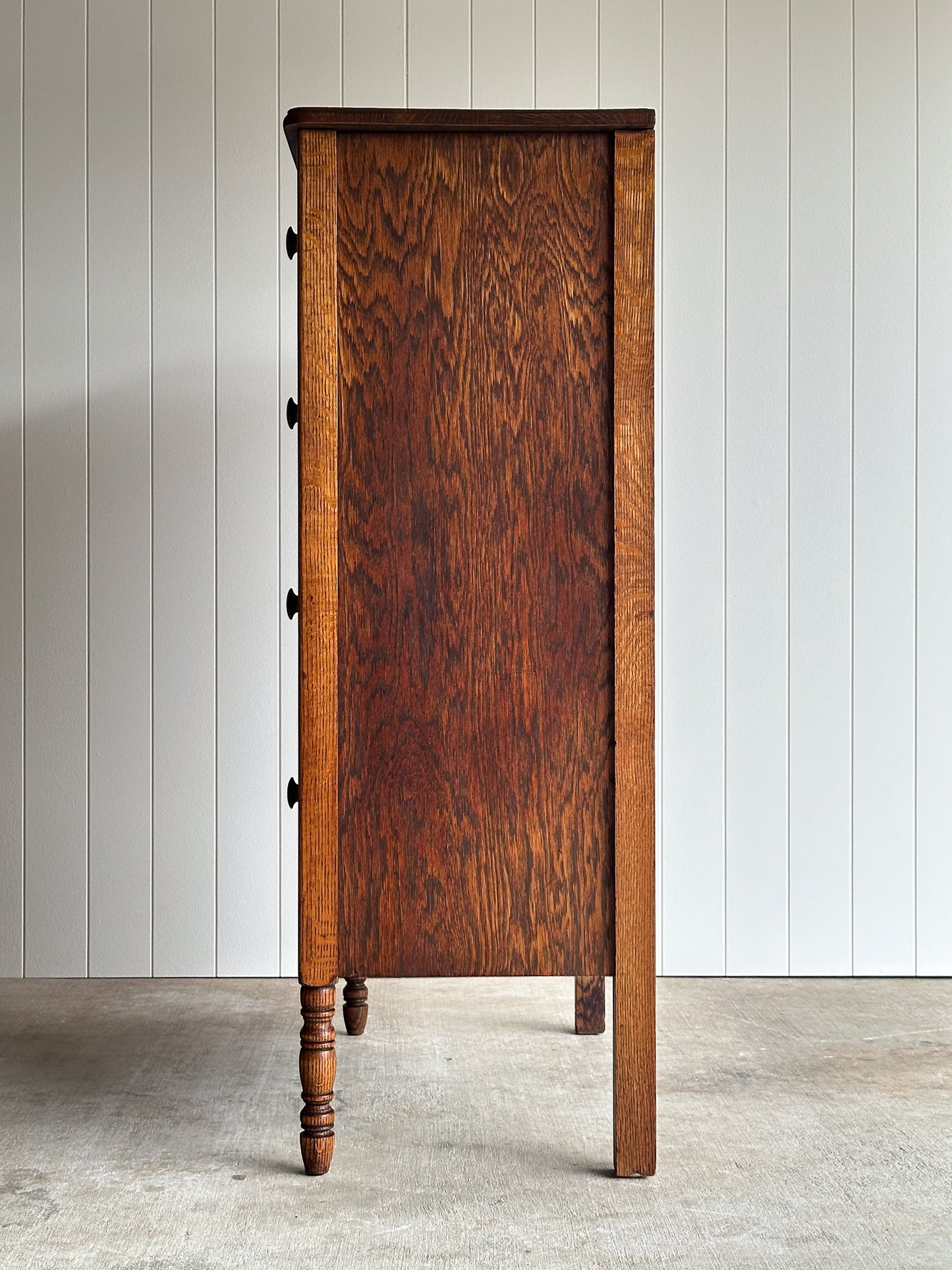 Antique Quarter Sawn Tiger Oak Chest of Drawers