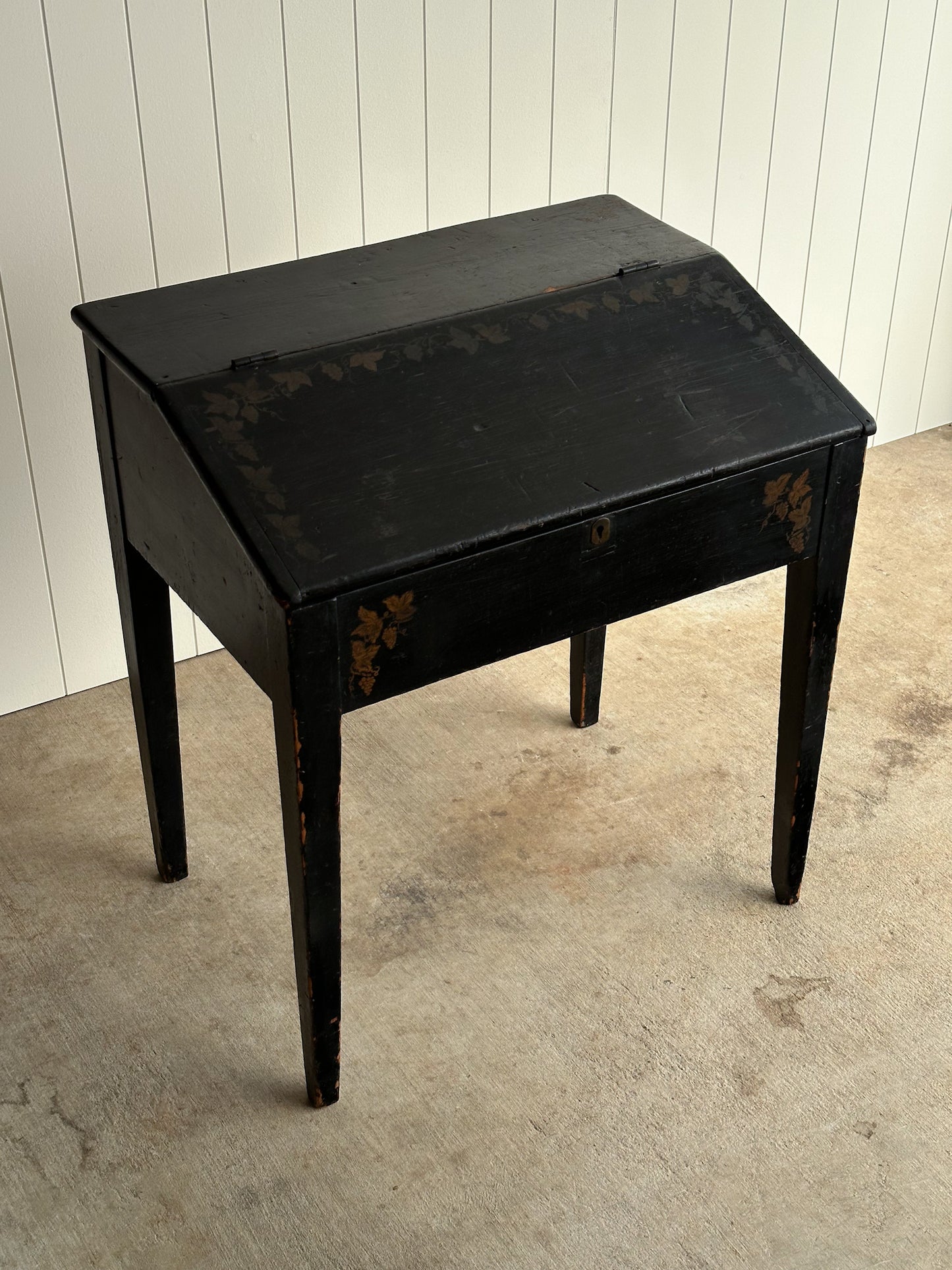 Early 19th Century Antique American Folk Art Painted Slant-Front Desk