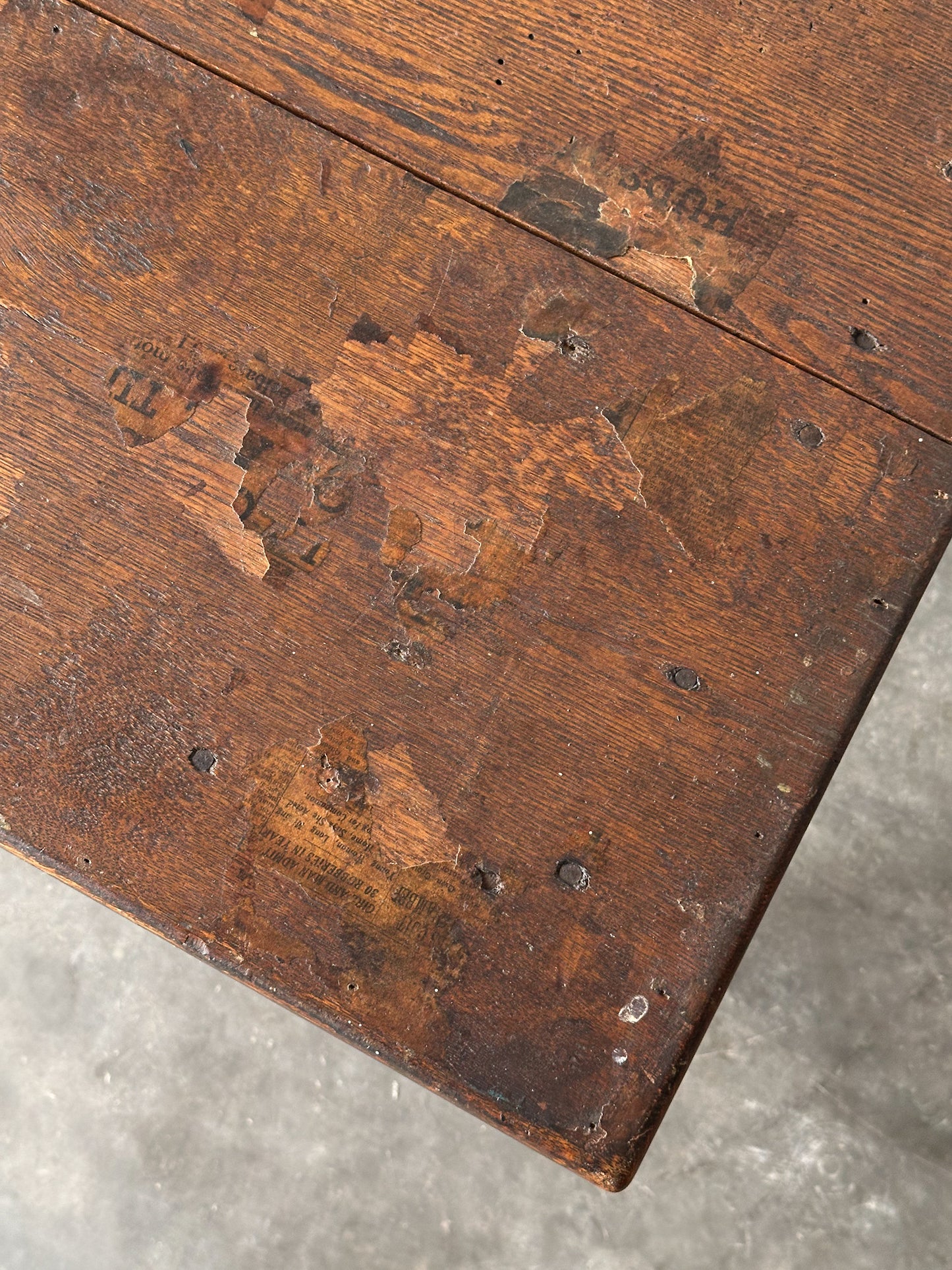 Antique American Country Store Oak General Table, Late 19th Century