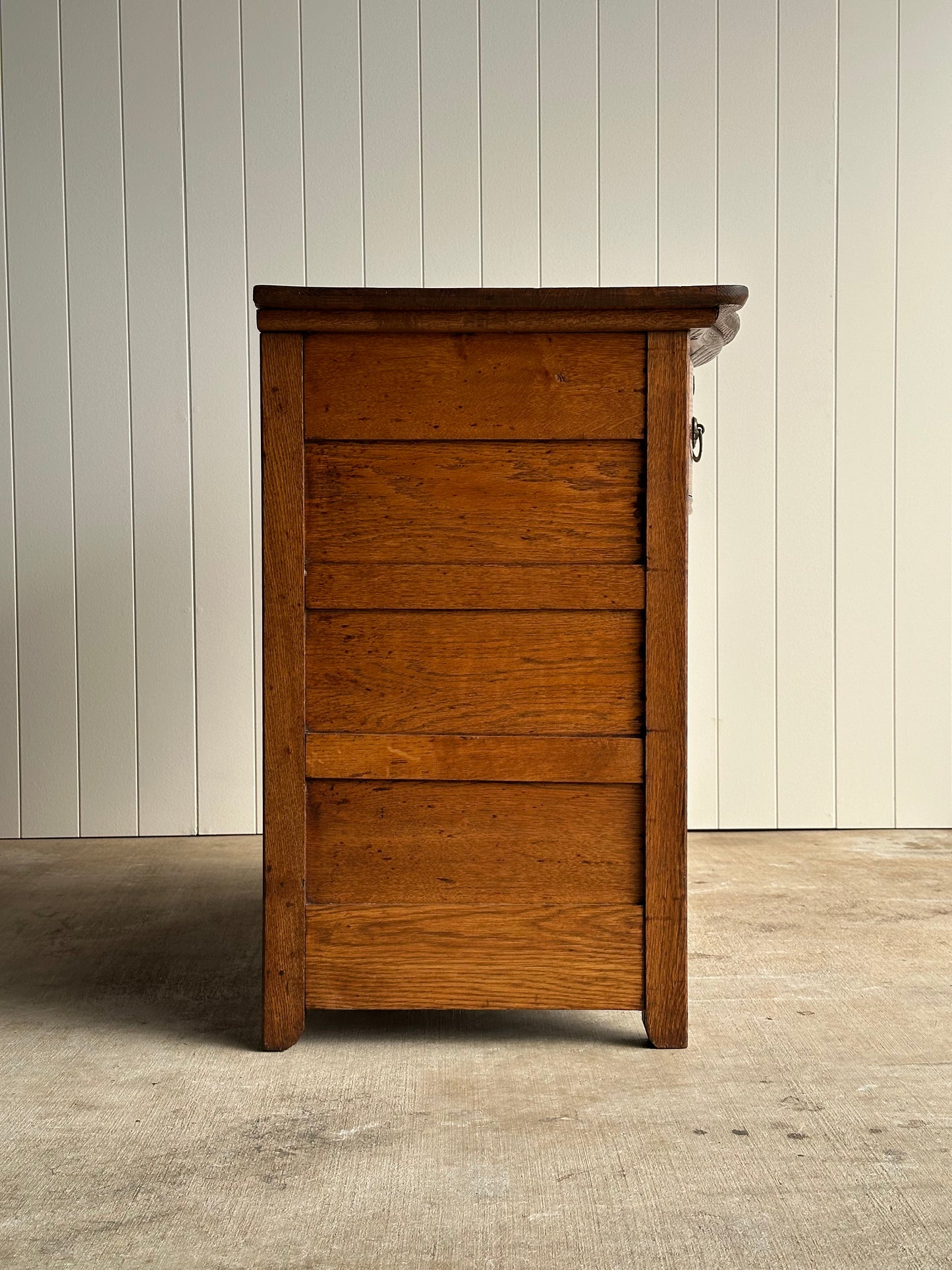 Late 19th Century Antique Serpentine Oak Chest of Drawers