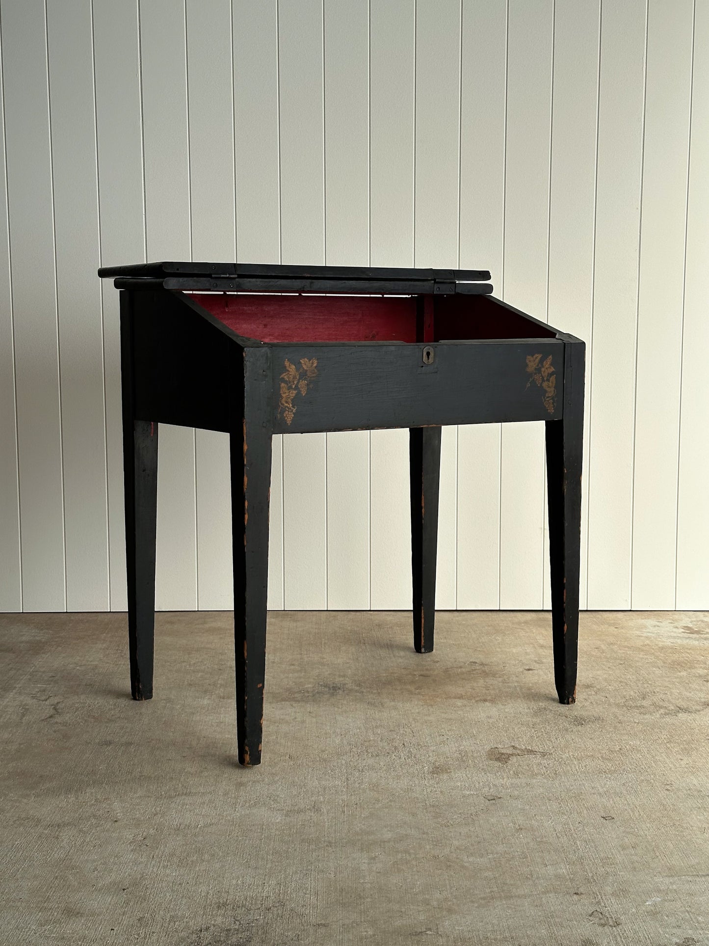 Early 19th Century Antique American Folk Art Painted Slant-Front Desk