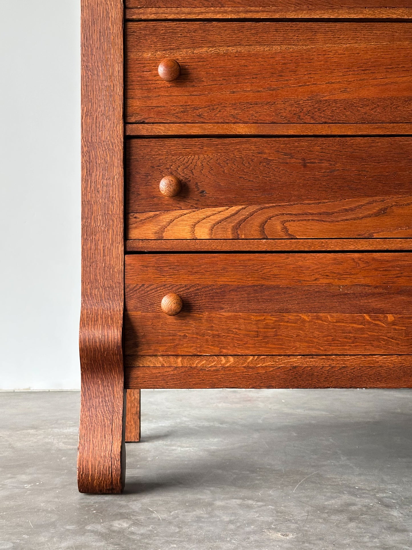 Antique Quartersawn Oak Chest of Drawers