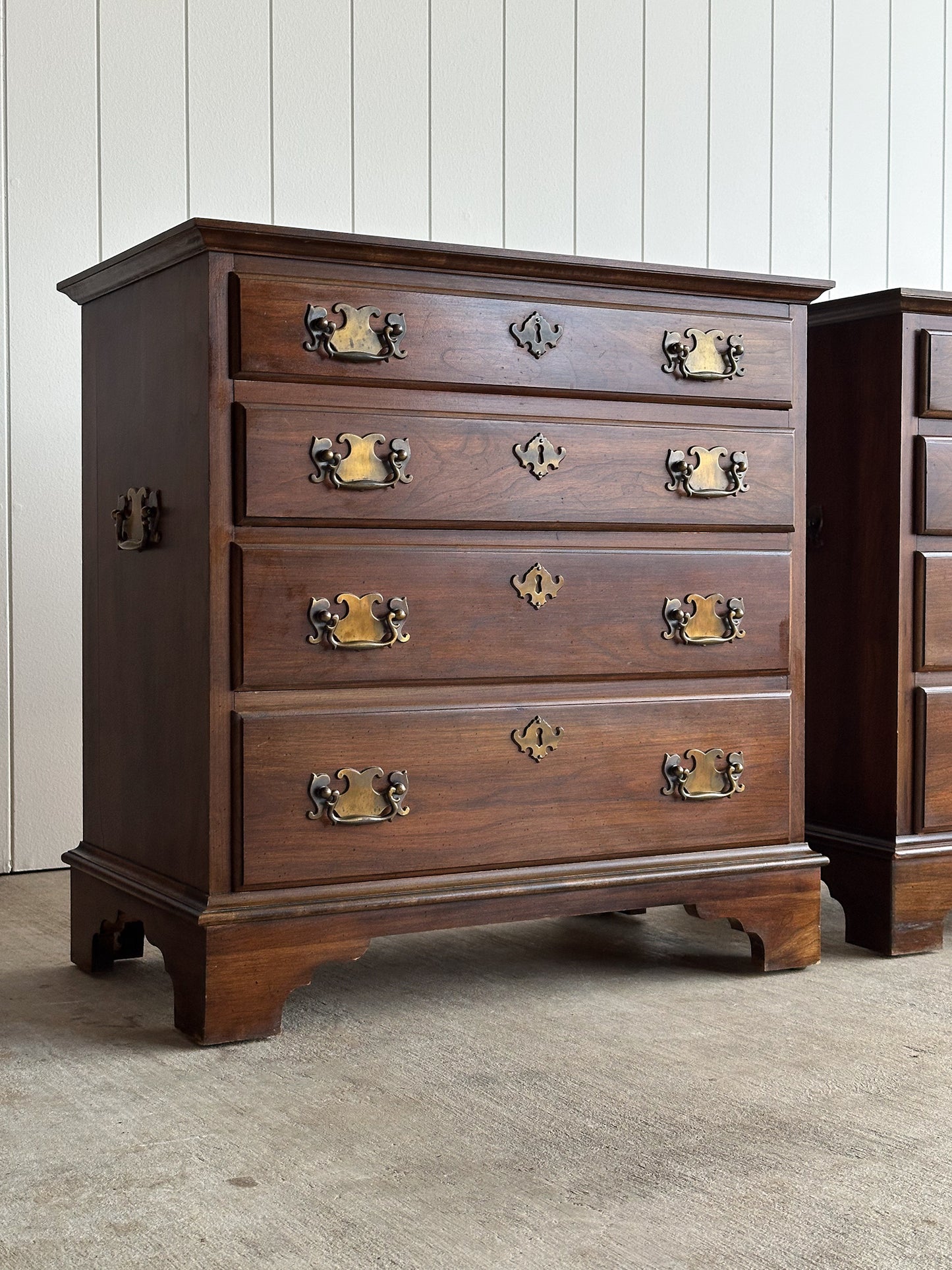 Pair of Pennsylvania House Georgian Cherry Bachelor Chests, C. Late 20th Century