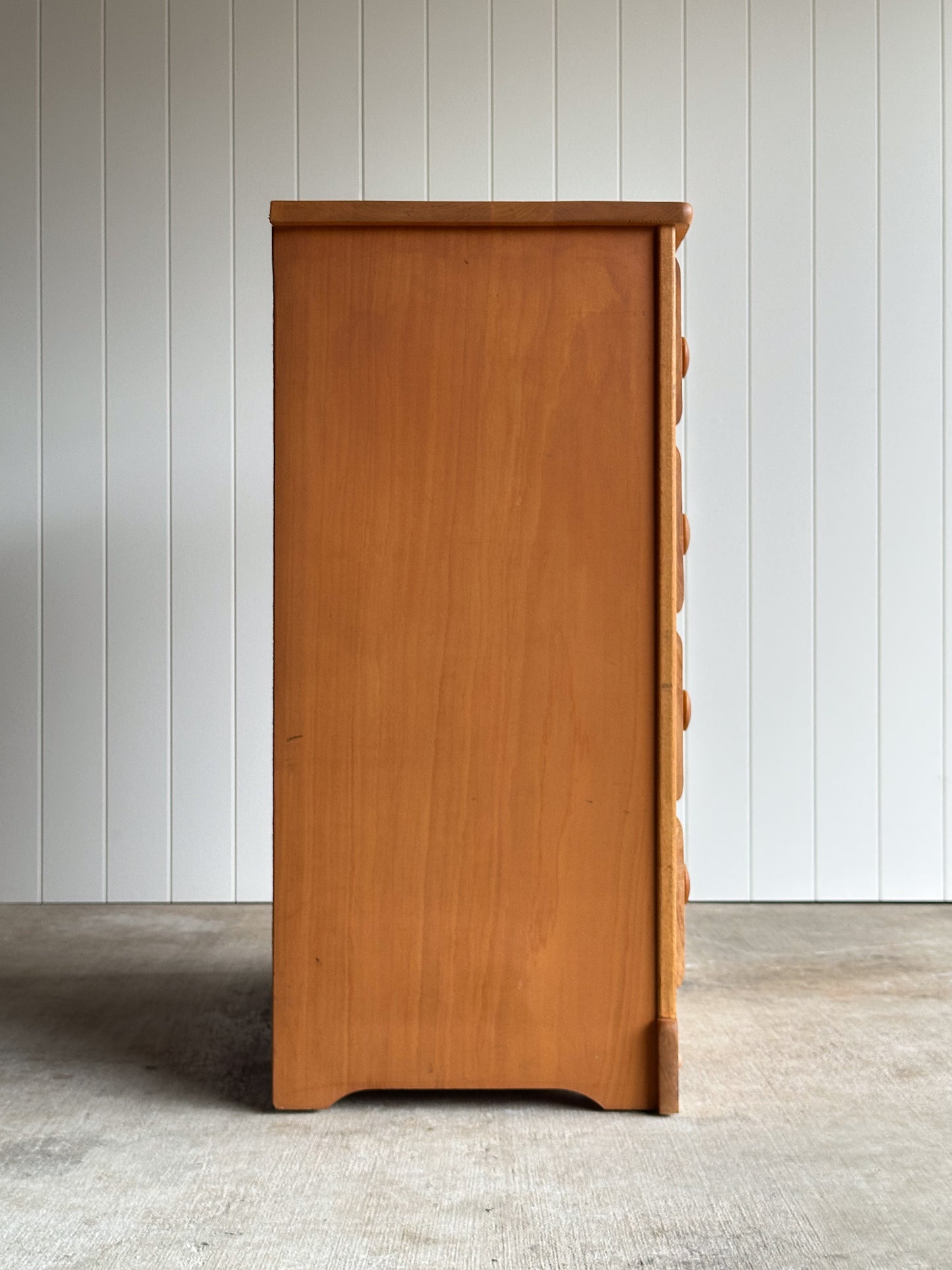Vintage Honey Tone Wooden Chest of Drawers