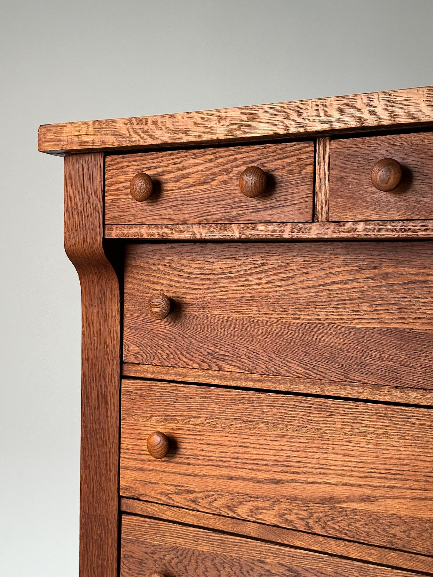Quartersawn Oak Chest of Drawers, Turn-of-the-Century