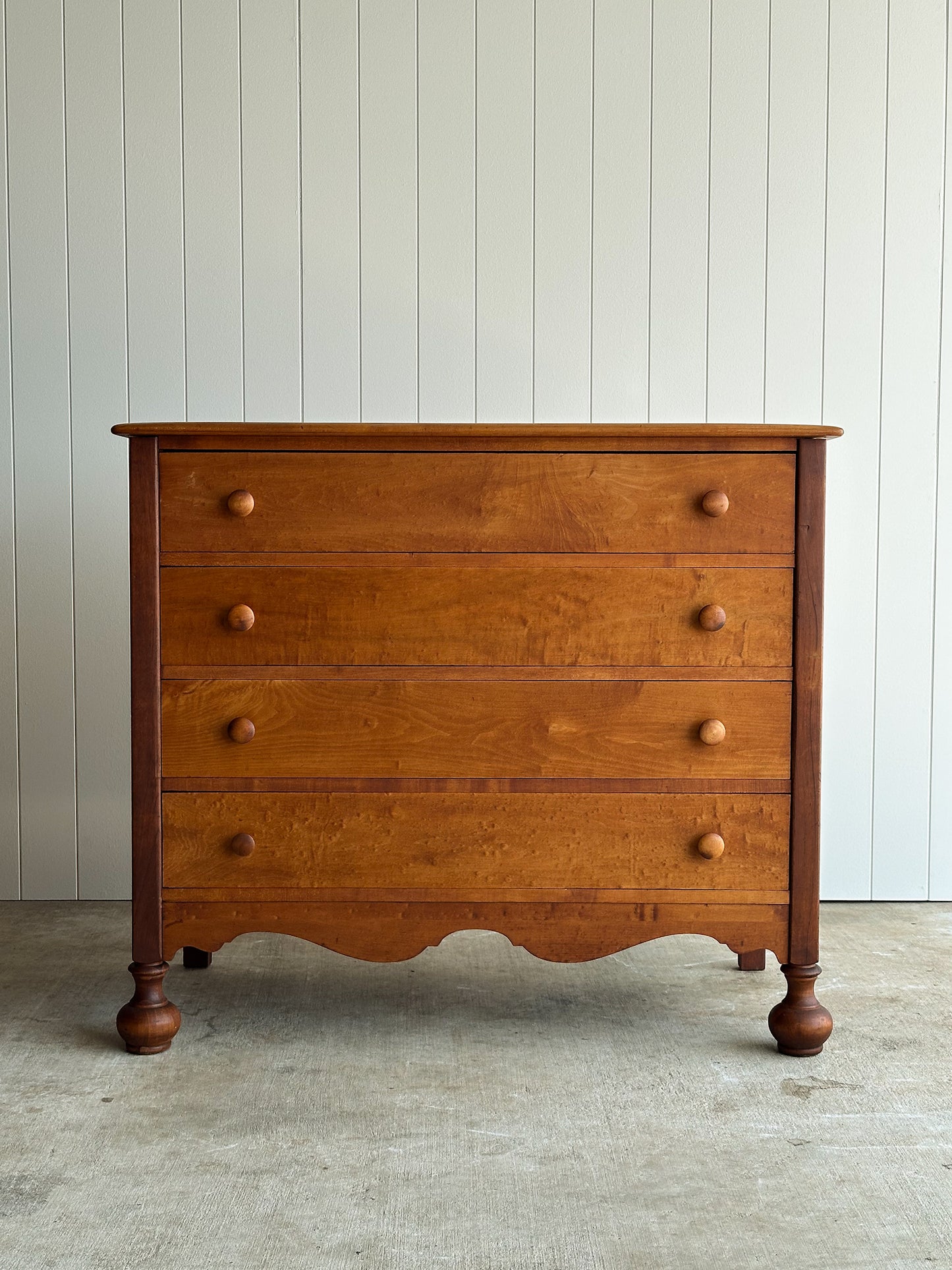 Early 20th Century Birdseye Maple Chest of Drawers