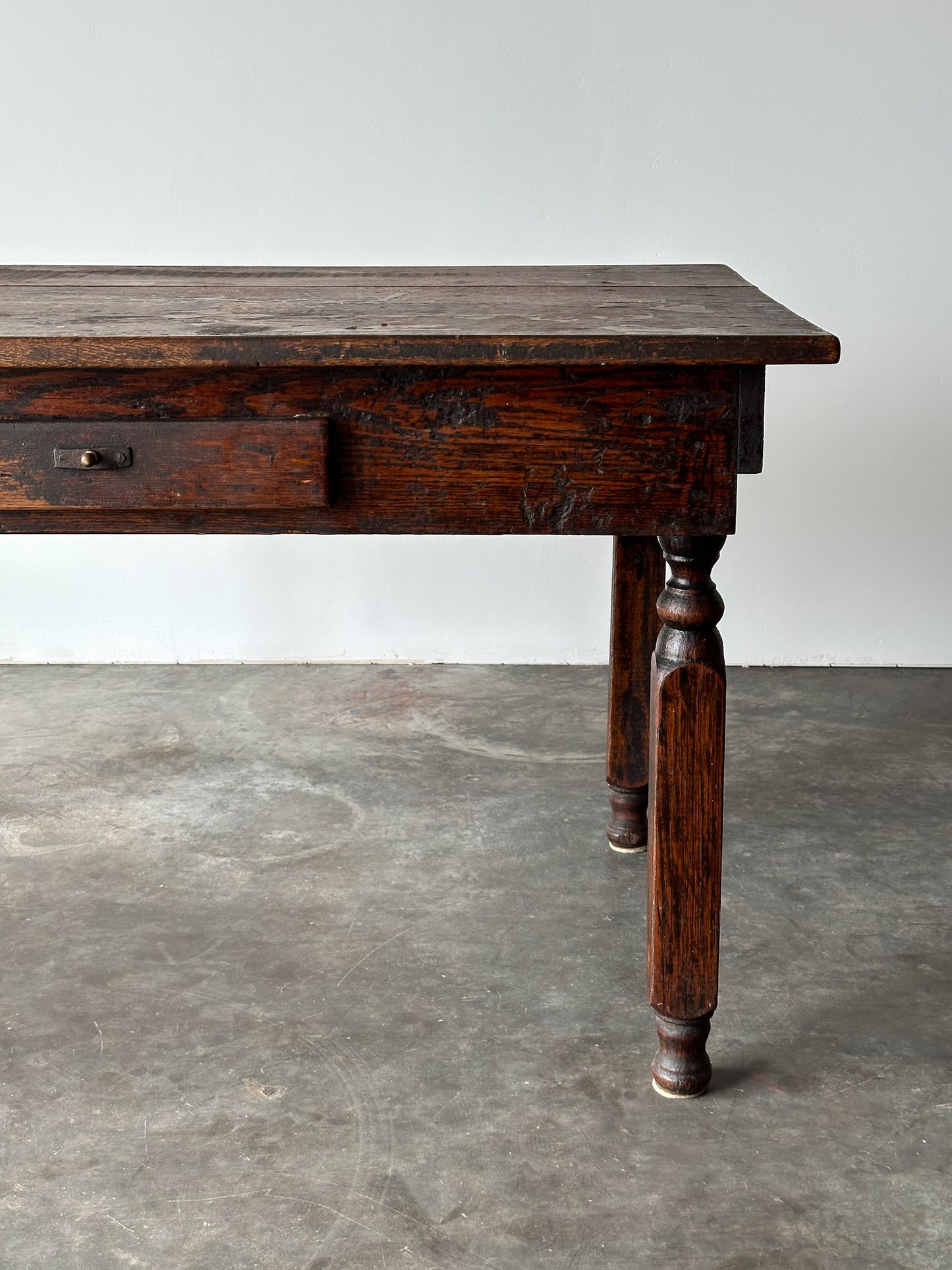 Antique American Country Store Oak General Table, Late 19th Century