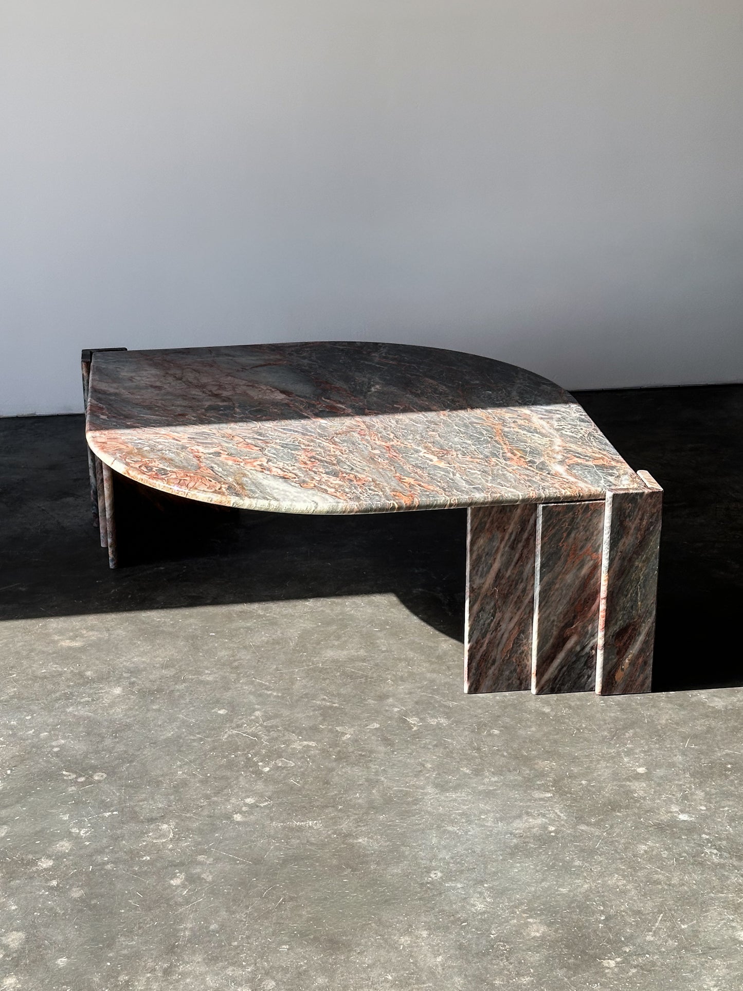 Fior Di Pesco Marble Sculptural Coffee Table, Italy, 1980s