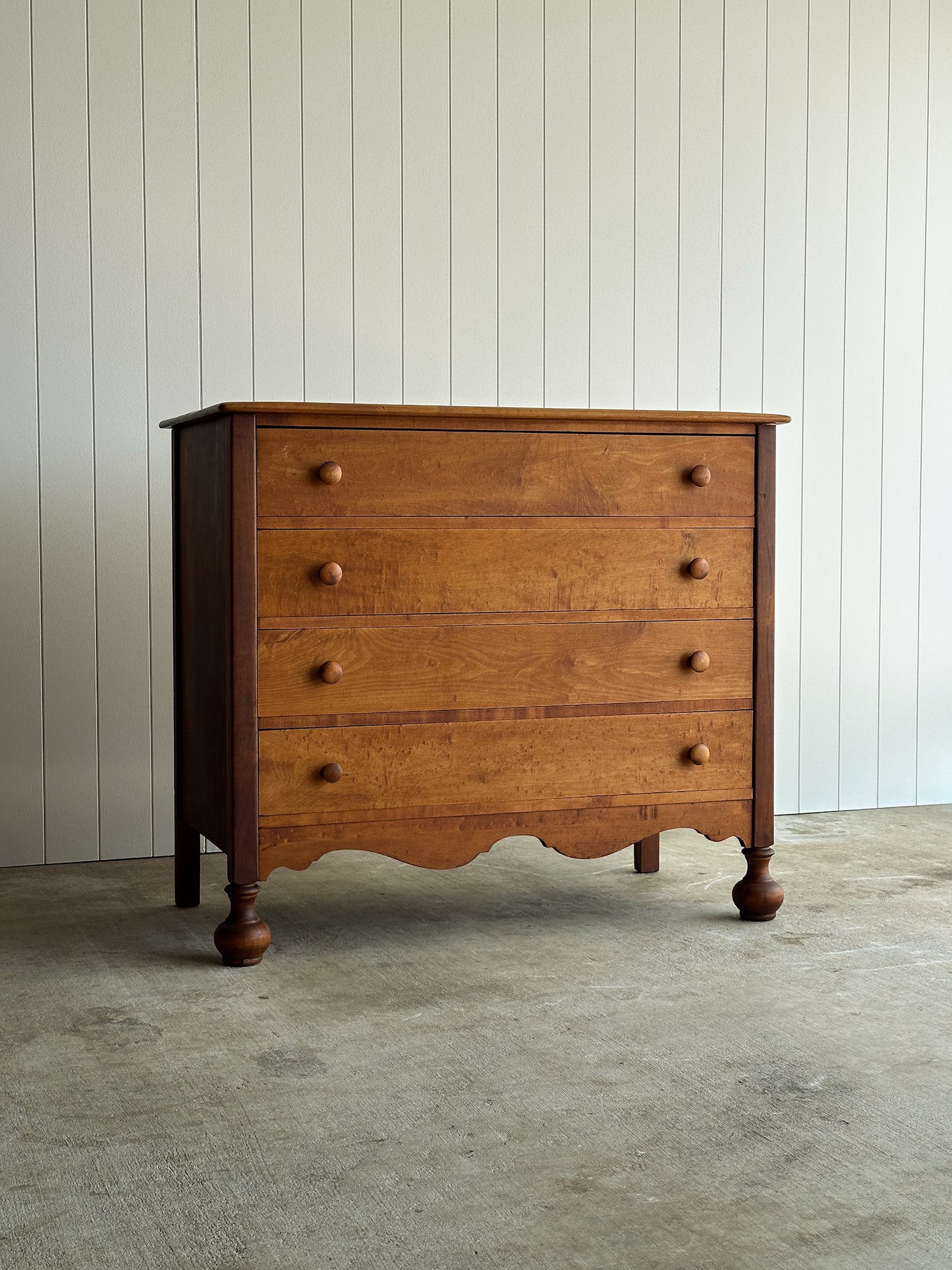 Early 20th Century Birdseye Maple Chest of Drawers