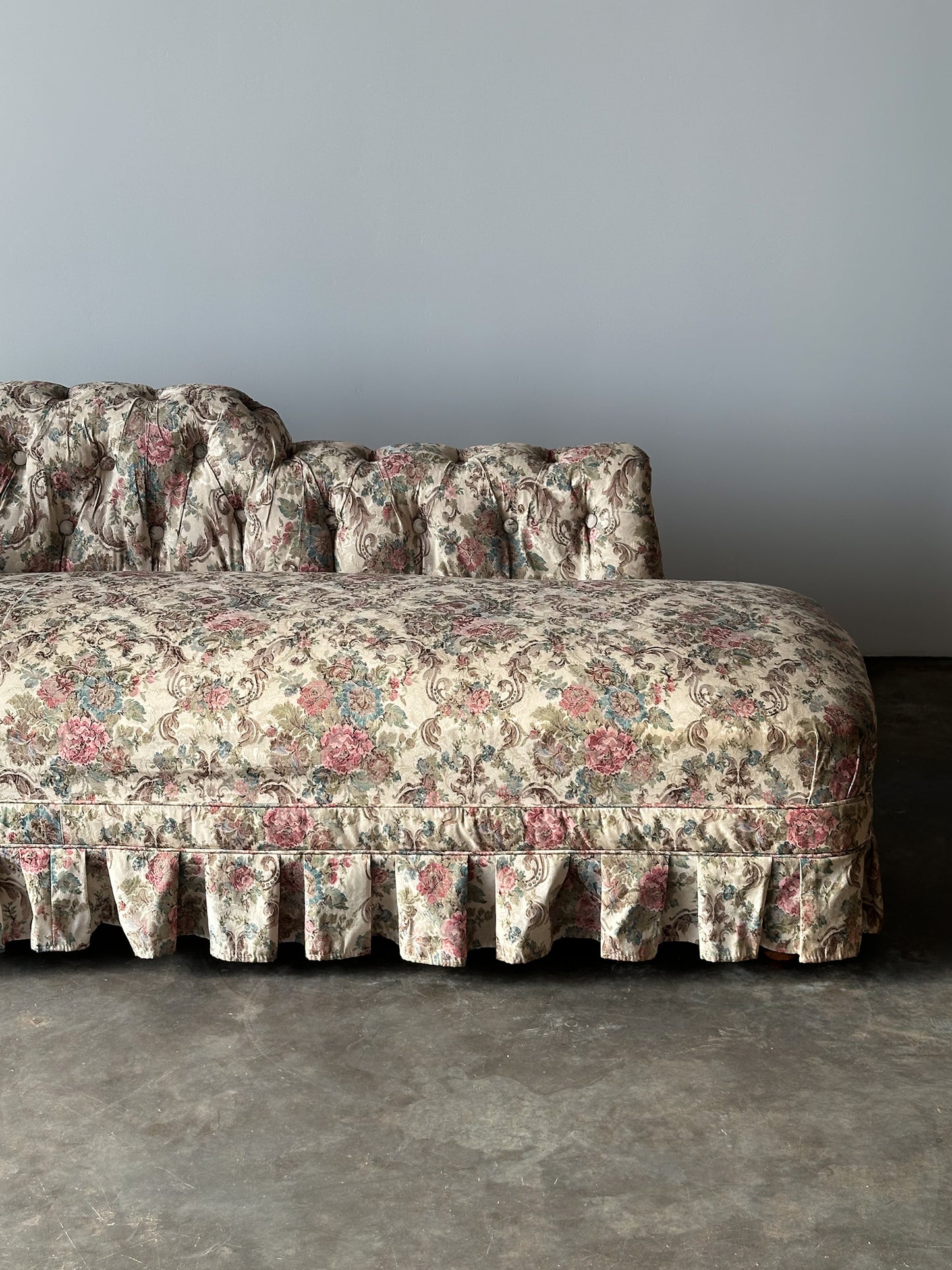 Napoleon III Tufted Chaise Longue, France, 19th Century